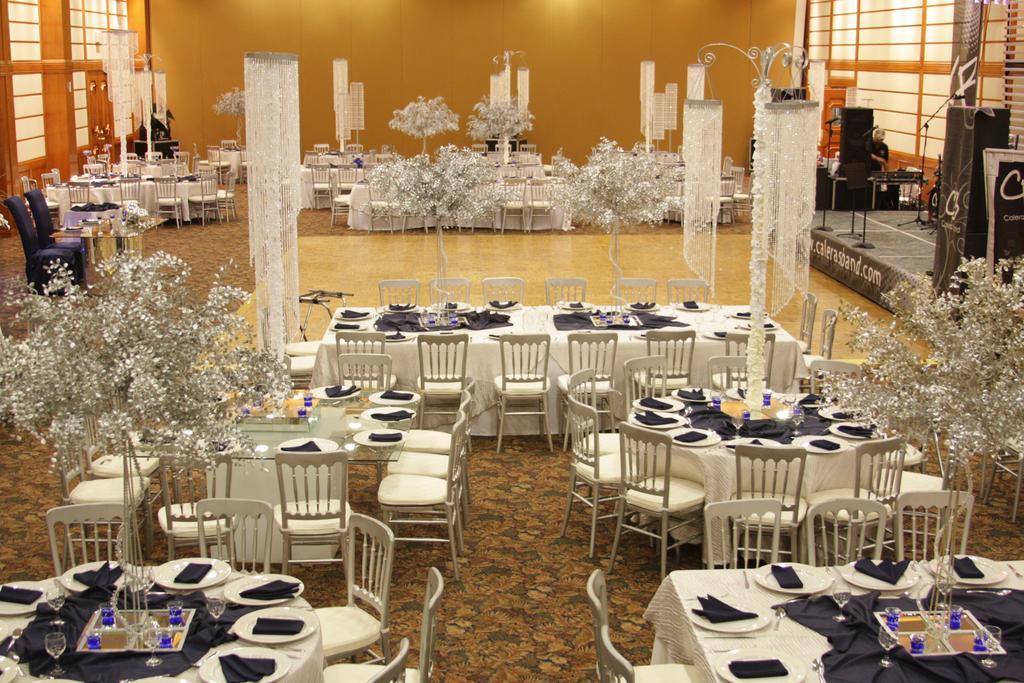 Royal Garden Reynosa Hotel Ngoại thất bức ảnh